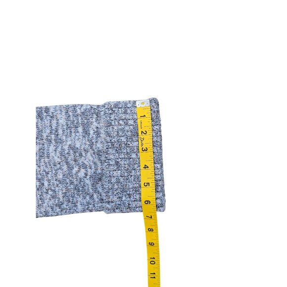 Hem & Threads Gray Speckled Knit Cropped Sweater Womens Size M - Picture 7 of 7